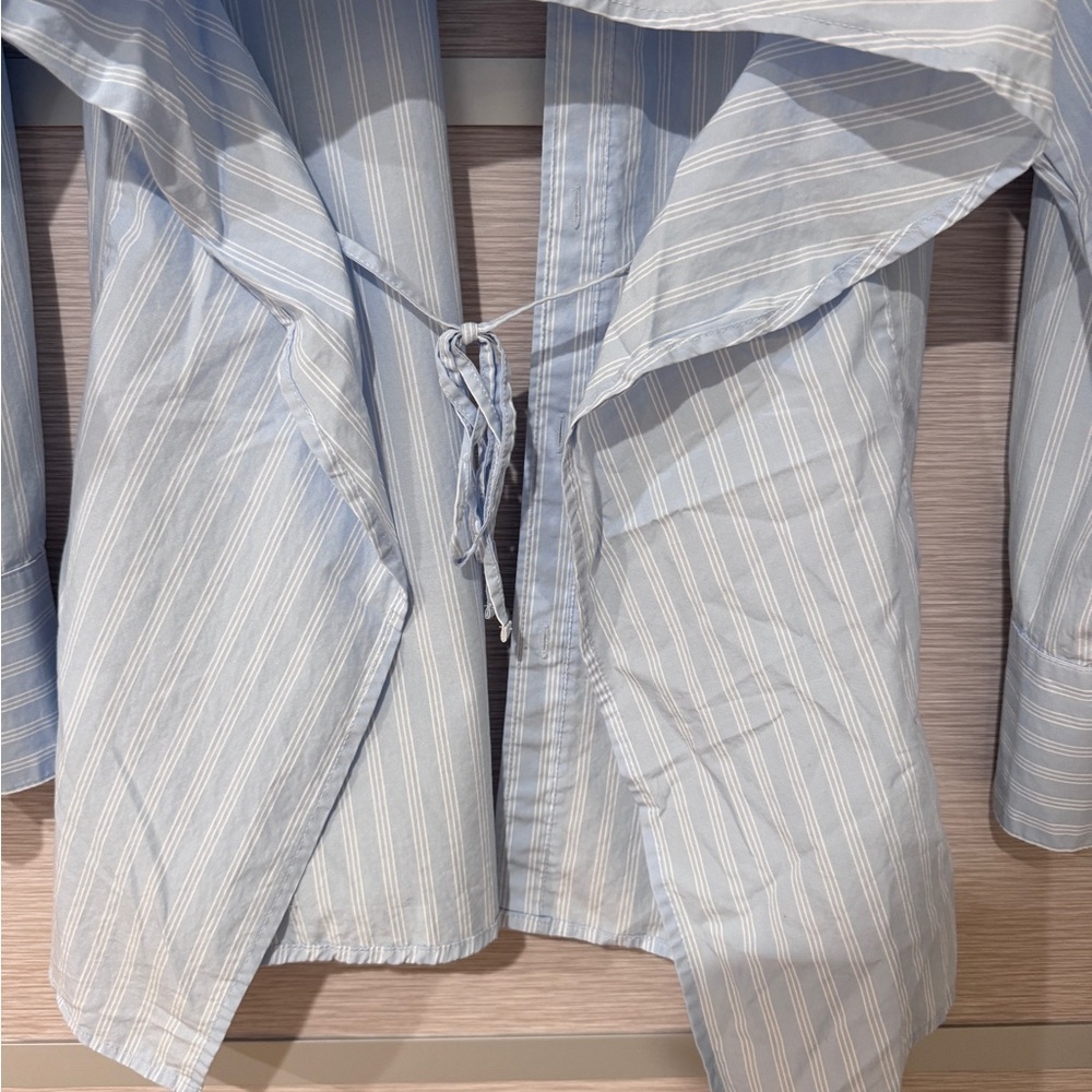 H& M Striped Cotton Relaxed Fit Shirt With Open Back In XS - Picture 4 of 11